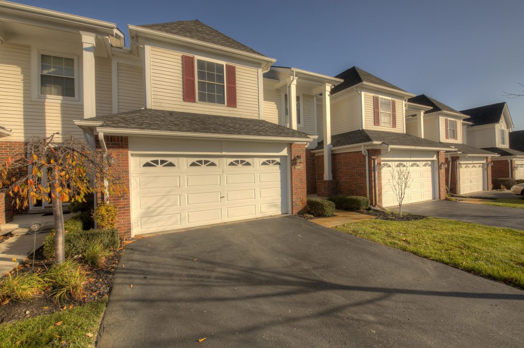 Meadowbrook Townhomes, Novi Keisuke Takemoto