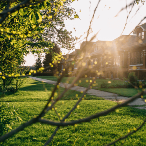 4 Ways To Give Your Offer an Edge This Spring