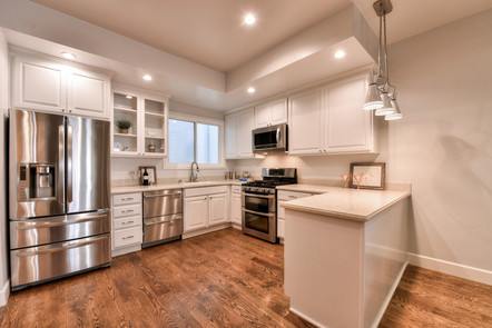 16_F8210_2nd_Avenue16_mls