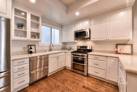 17_F8210_2nd_Avenue17_mls