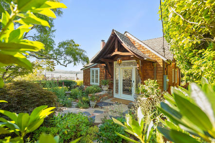 174-San-Carlos-Ave-Front-Door-8