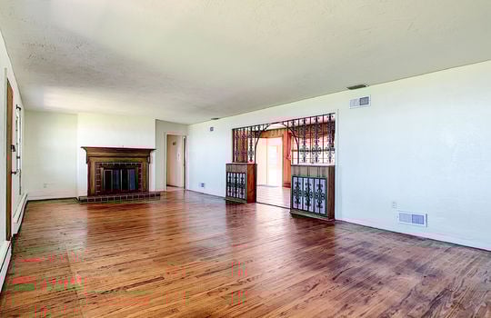 4 5018 Riverside DNU on MLS (5)