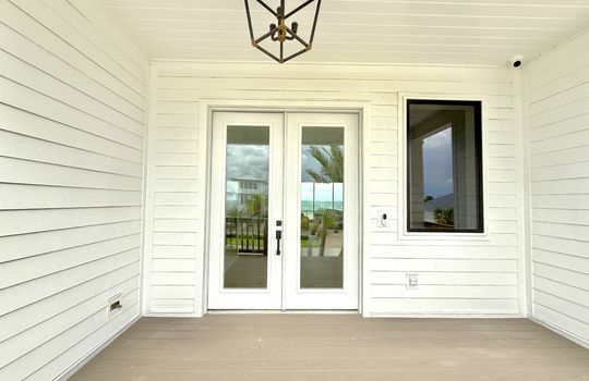 1.7 2nd Floor Covered Entry Landing