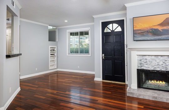 7291-Coho-Brian-Bogs-Luxury-Realtor-entry