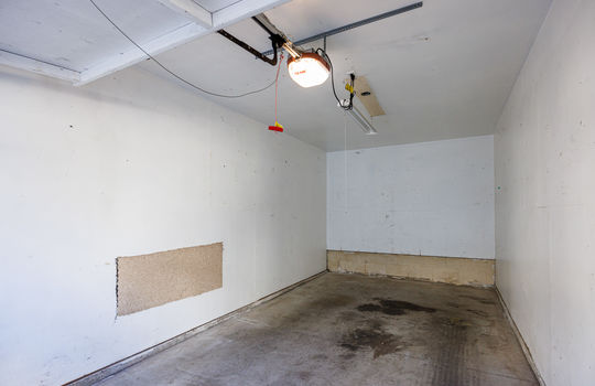 7291-Coho-Brian-Bogs-Luxury-Realtor-garage3