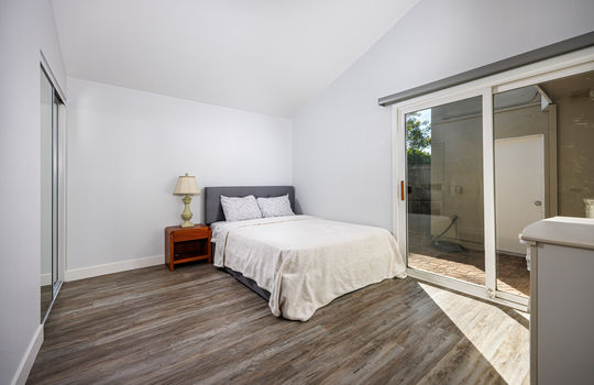 19510-Sandcastle-Brian-Bogs-Luxury-Realtor-bedrm1