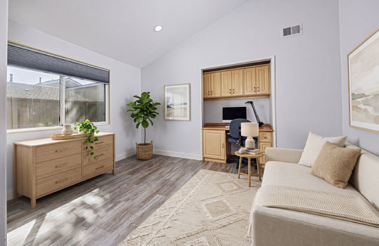 19510-Sandcastle-Brian-Bogs-Luxury-Realtor-officestaged