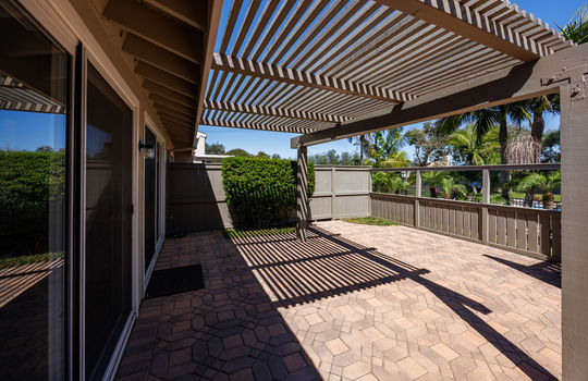 19510-Sandcastle-Brian-Bogs-Luxury-Realtor-patio6