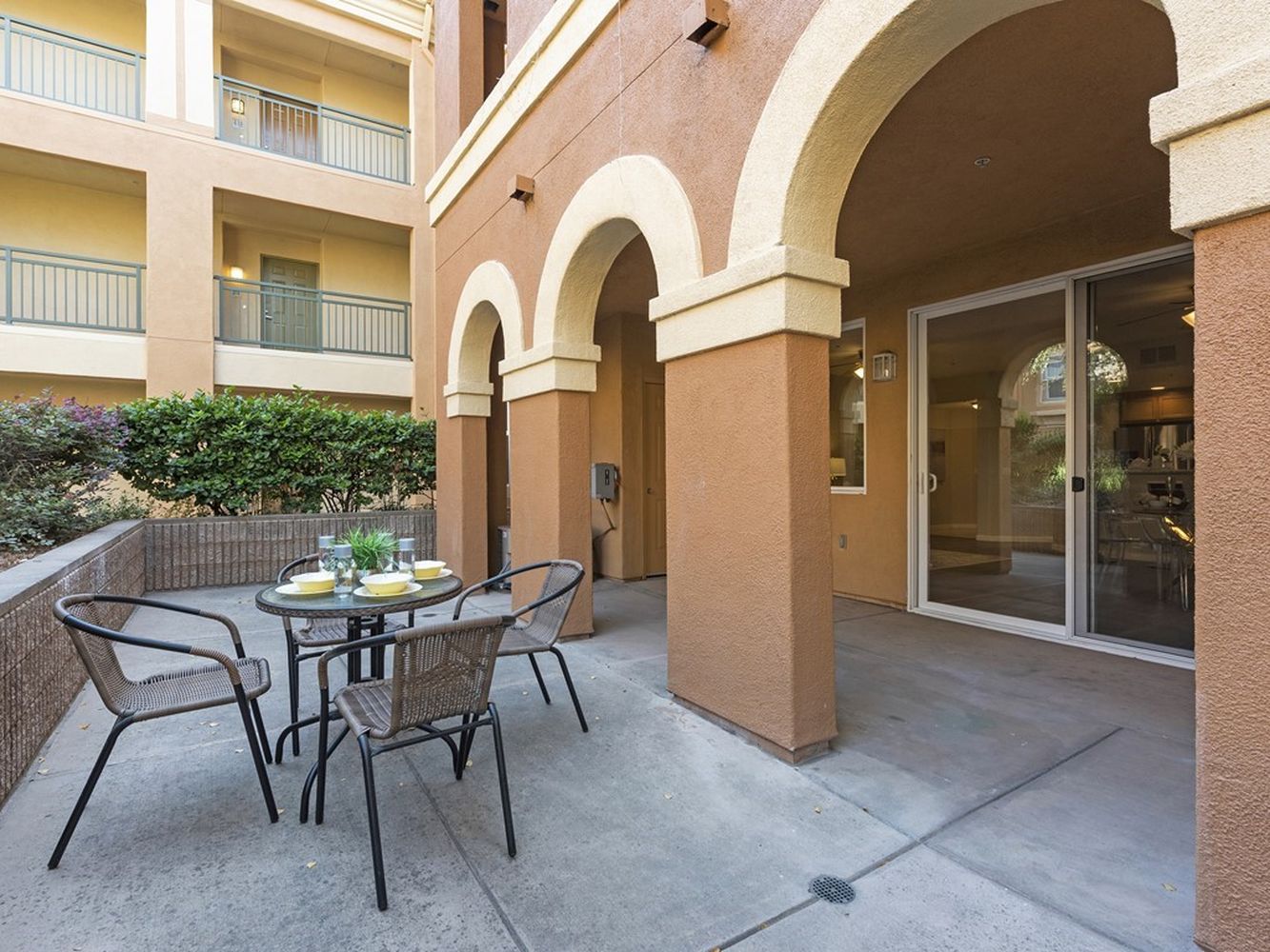 015_Patio
