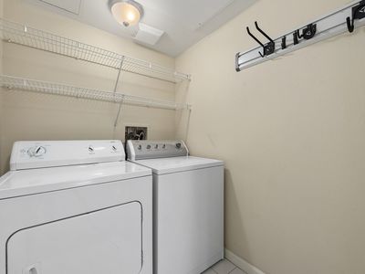 017_Laundry Room