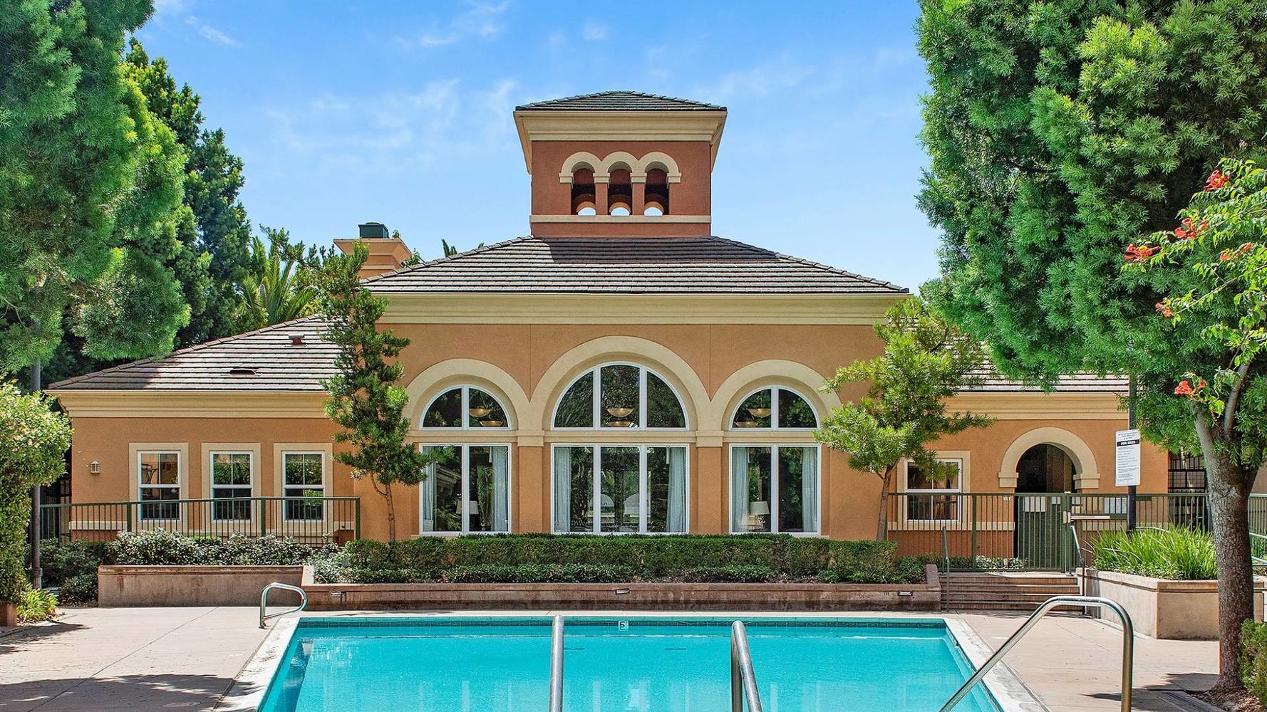 001_Welcome to Midtown Plaza 1