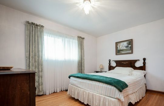 018-401 Southwood-18_m