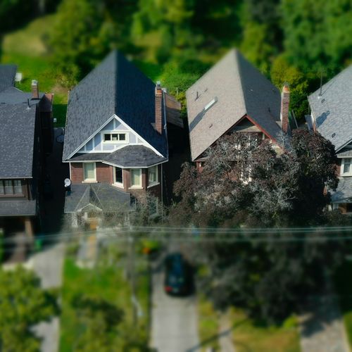What Just Happened to the Canadian Real Estate Market?
