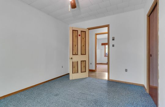 8a &#8211; bedroom