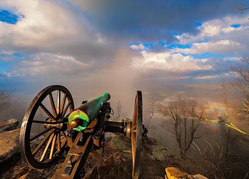 cannon-on-lookout