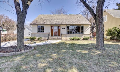 Gorgeous Maplewood home SOLD! 758 McKnight Road!