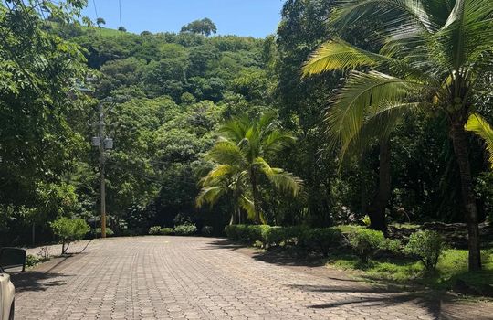 PHOTO-2025-08-11-18-00-08 12