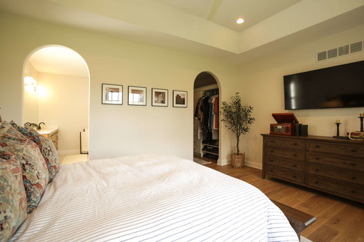 Hudson Smith Master2