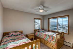 Guest Bedroom in Sunray MeadowsCondo