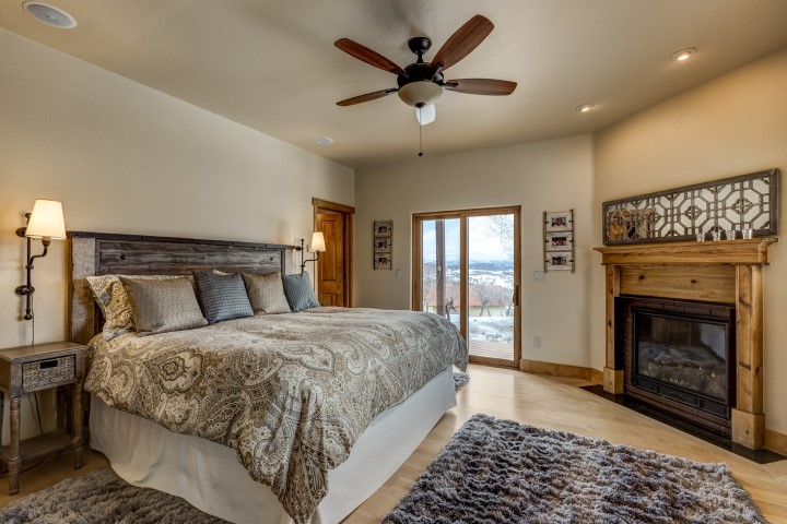 Master bedroom 31485 Deerwood Ranch