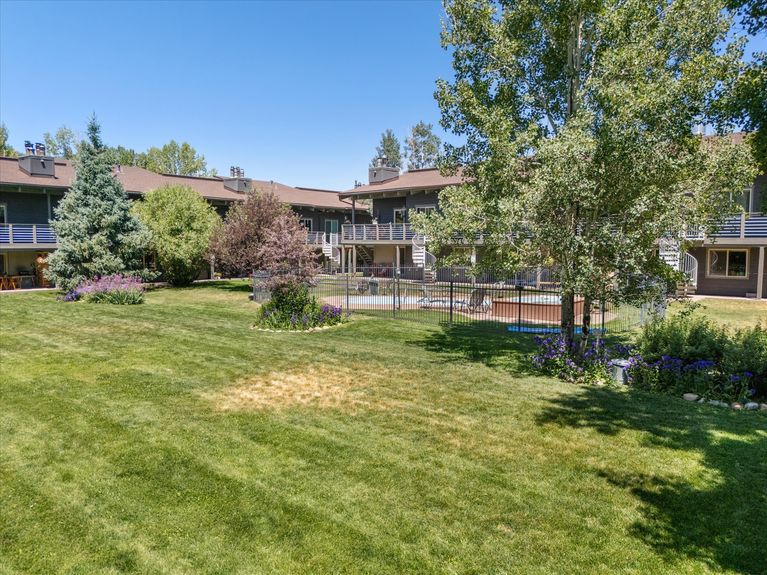 14-1335 Walton Creek #28