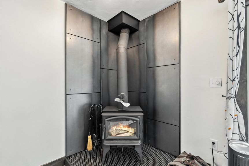 38-18Fireplace