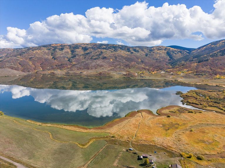 19-29100 Yowell Lane