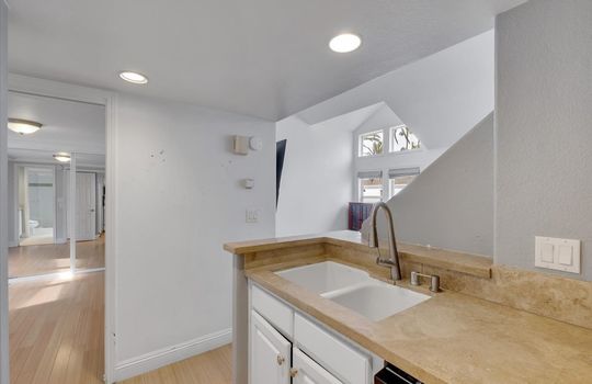 12-10 Anza St012