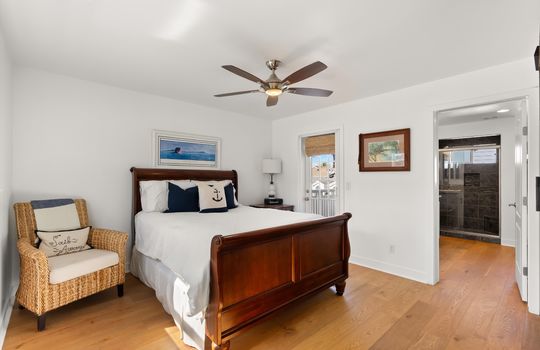 18-44_Cabrillo_St_018