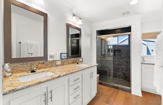 22-44_Cabrillo_St_022