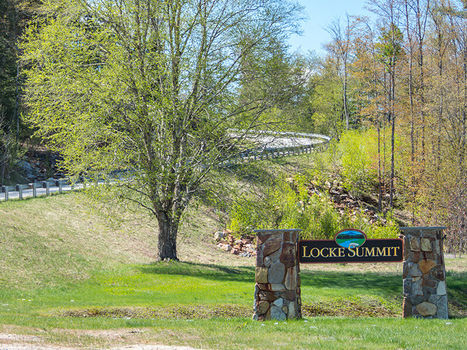 Off Mountain Sunday River Area