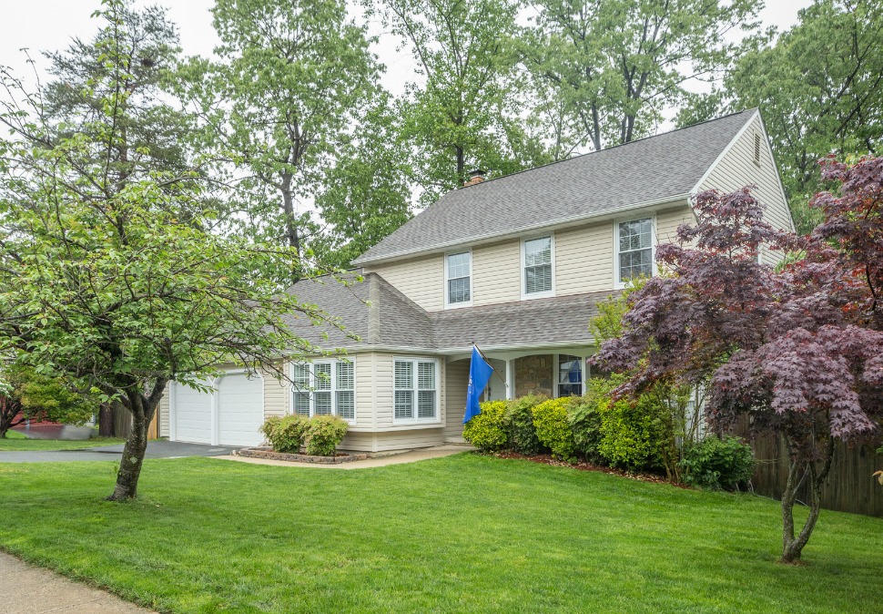 SOLD | 7375 Silver Pine Dr, Springfield, VA 22153 | Samson Properties