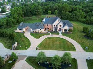 Luxury custom home in Wildwood, MO