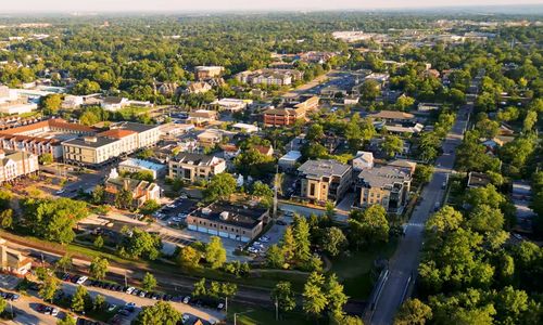 Living in Kirkwood, MO: What to Know Before Moving