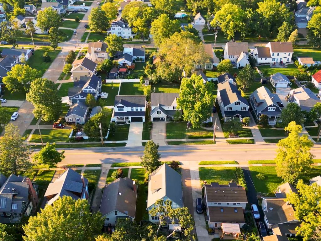 Recently built homes in Kirkwood, Missouri neighborhood