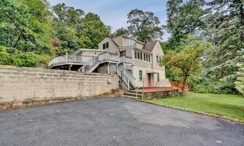 New HUD Listing - Contemporary 3 Bedroom and …