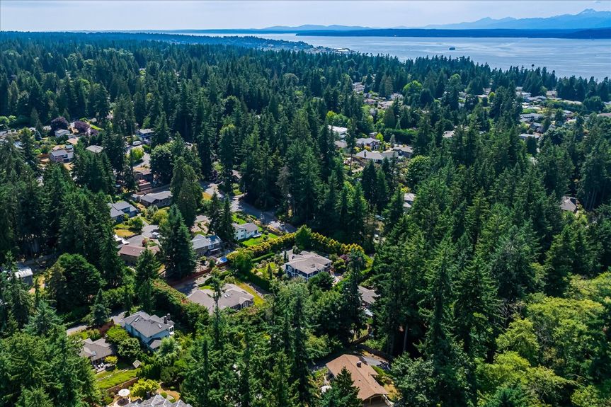 07-18207 Andover St._-46