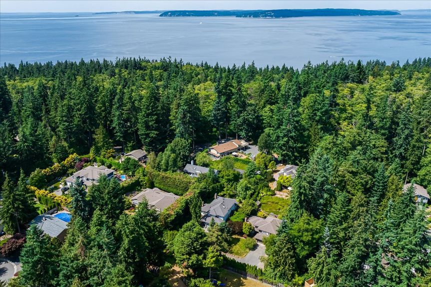 08-18207 Andover St._-44