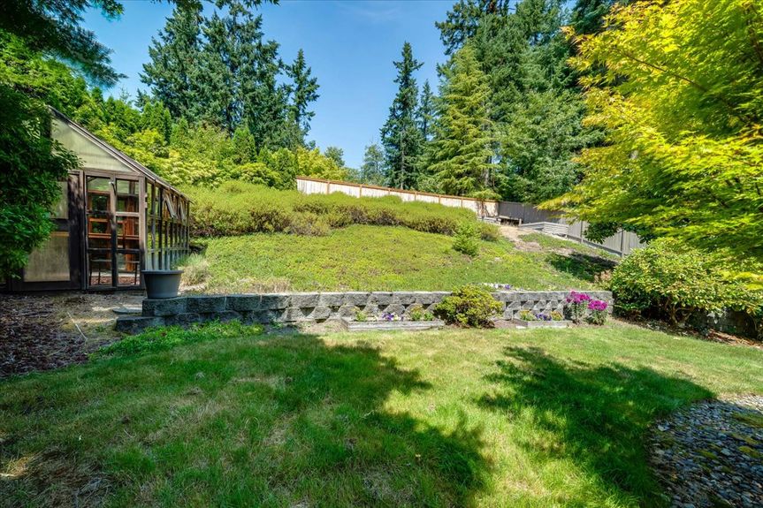 15-18207 Andover St._-33