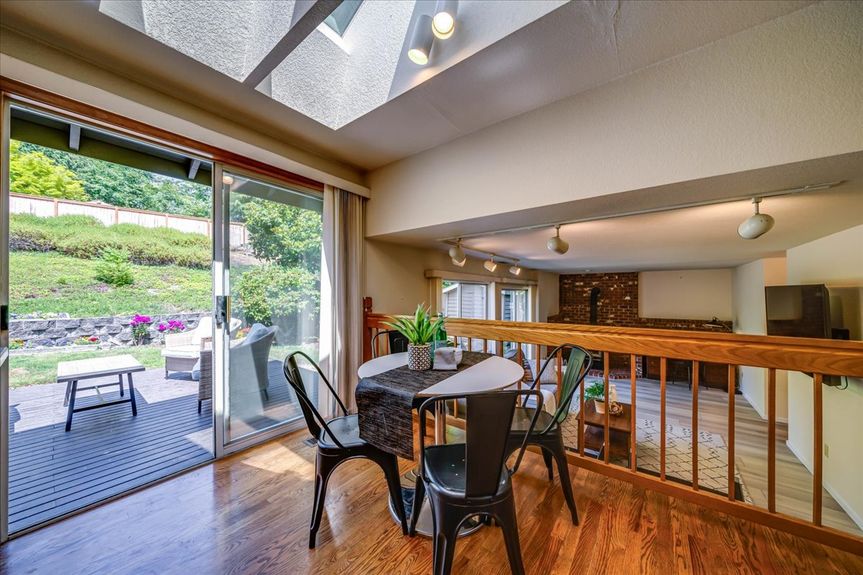 24-18207 Andover St._-20