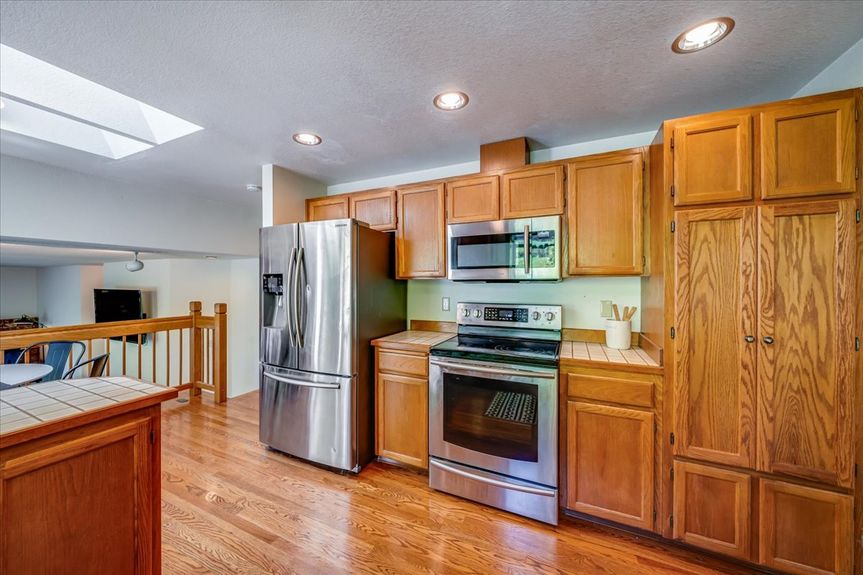 28-18207 Andover St._-22