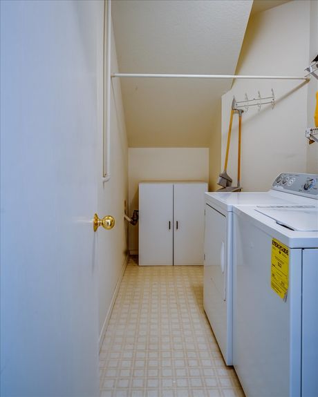 35-18207 Andover St._-16