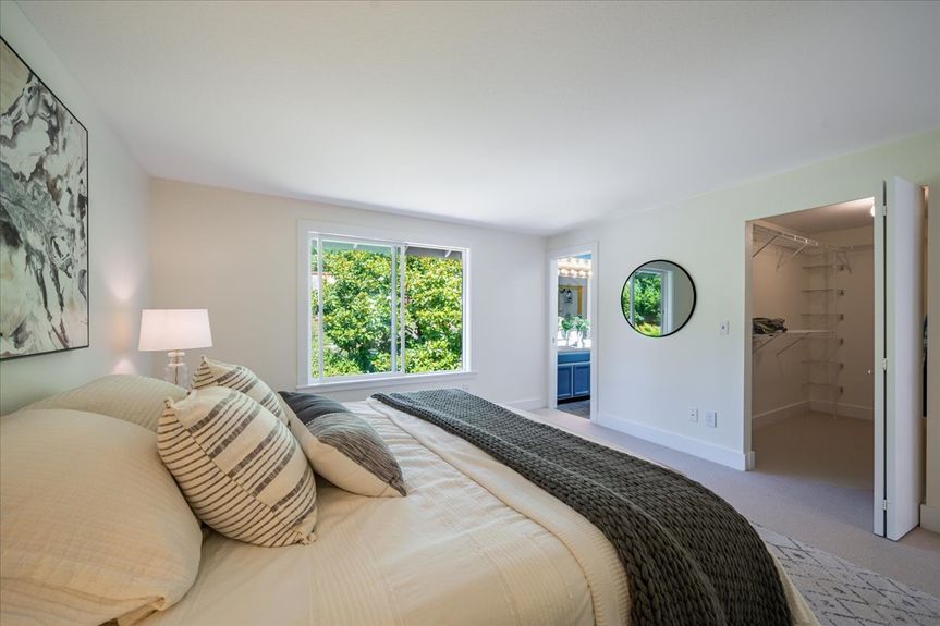 45-18207 Andover St._-1