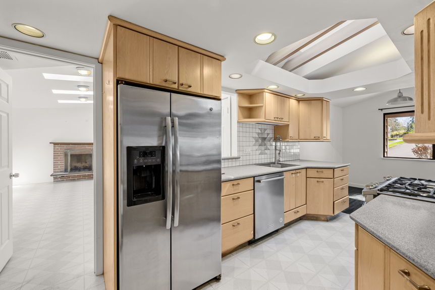 19-16128 NE 57th St - 19