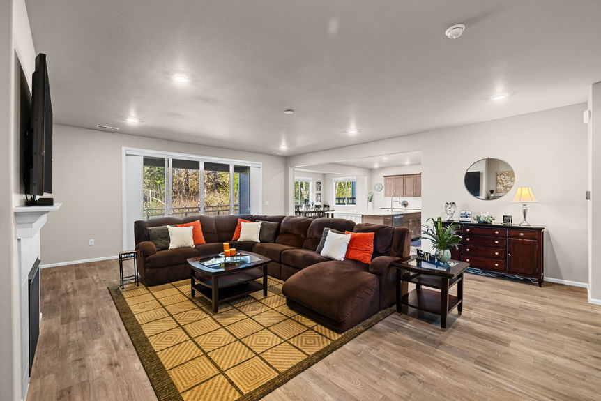 25-32832 SE Stevens St - 25