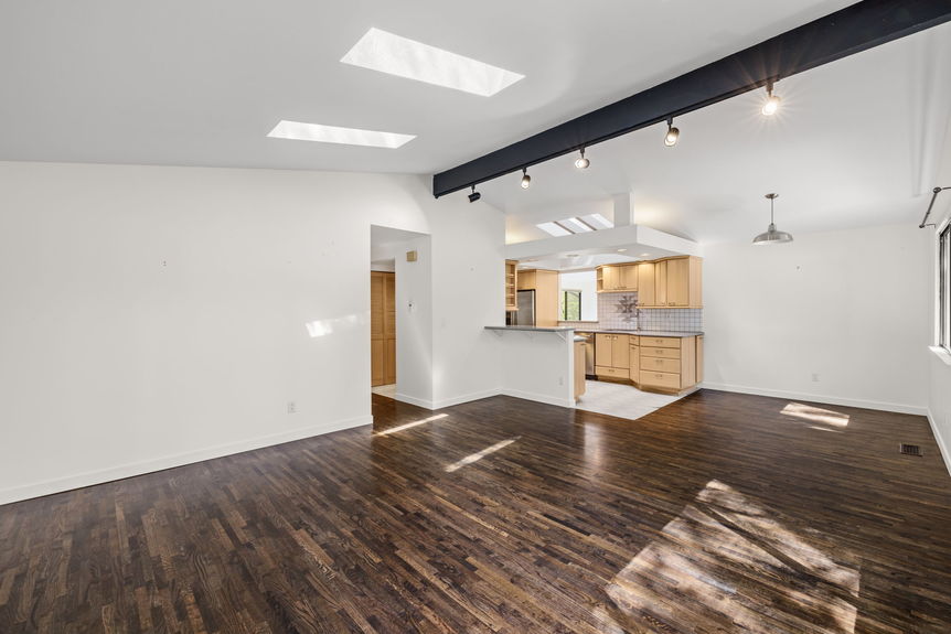 29-16128 NE 57th St - 29