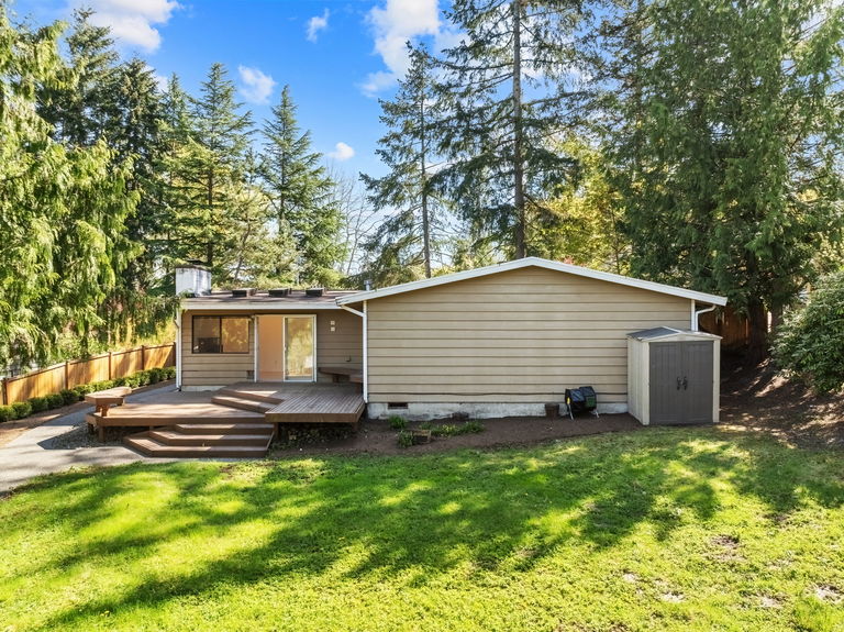 3-16128 NE 57th St - 03