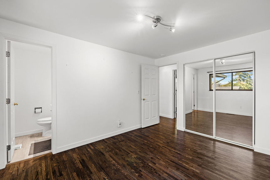 34-16128 NE 57th St - 34