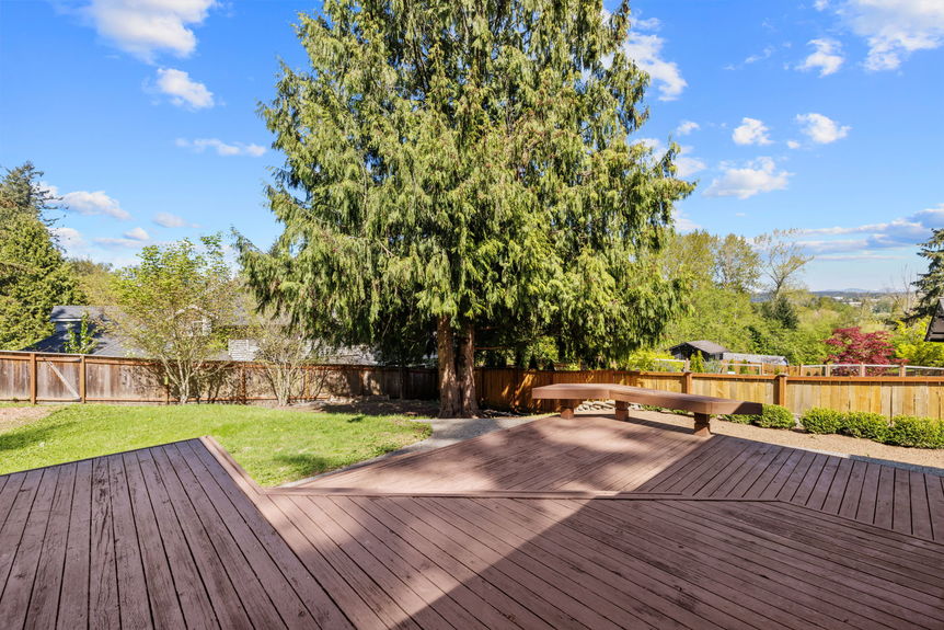 40-16128 NE 57th St - 40