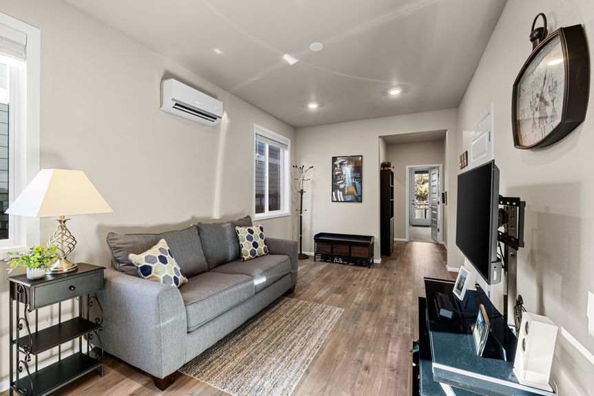 63-32832 SE Stevens St - 63